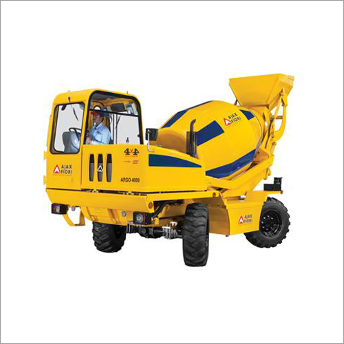 Self Loading Mobile Concrete Mixer