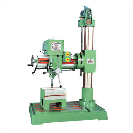 Universal Radial Drilling Machine With Auto Power