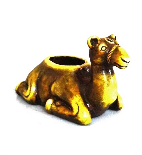 Camel Pot/Planter