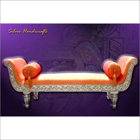 Luxurious Wedding Chair By BHAGWATI DYEING & TENT WORKS