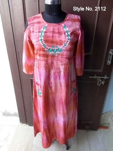 Jaipuri Kurtis - Rayon Fabric, Length: 1346.2mm, Size: L, M, XL, XXL, 3/4th Sleeve, Printed Pattern | Casual, Ethnic, Party Wear for Girls