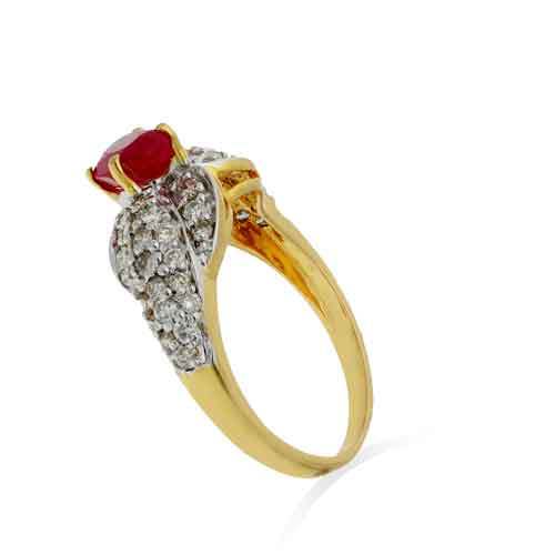 Diamond Ladies Ring Diamond Carat Weight: 0.68 Carat