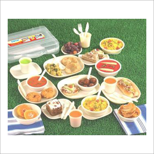 Picnic Set of 32 Pcs (Microwave Safe)