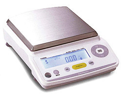 TX series Shimadzu Precision balance