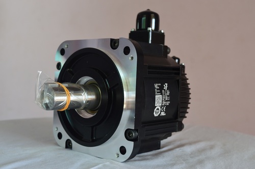 Yaskawa Servo Motor SGM7G-13AFA61
