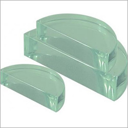 Semicircular Glass Lab Block