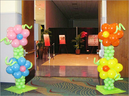 Opening Ceremony Balloon Sculpting