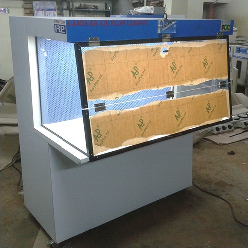 Laminar Air Flow Cabinet