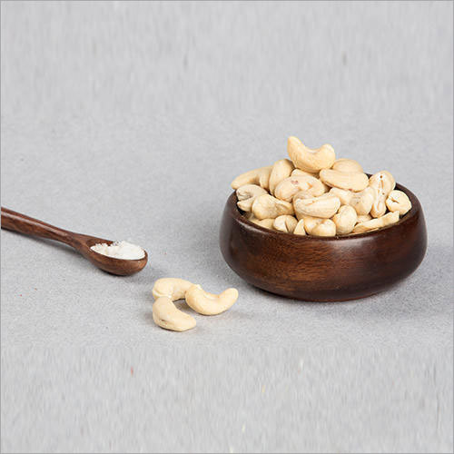 Common Roasted Salted Cashews