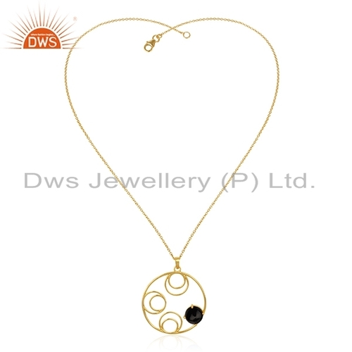 Natural Onyx Gold Plated Designer Pendant Size: 16 Inch Chain