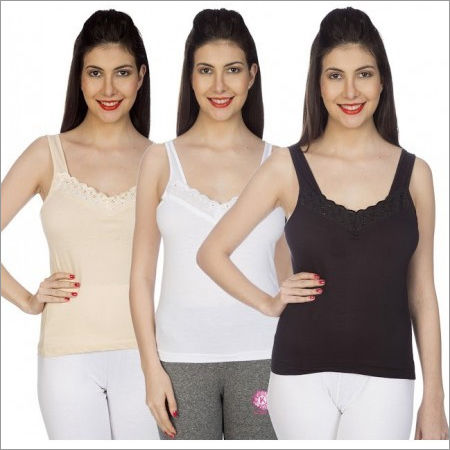 Skin-Friendly Regular Fit Sleeveless Plain Breathable Ladies Slips at Best  Price in New Delhi