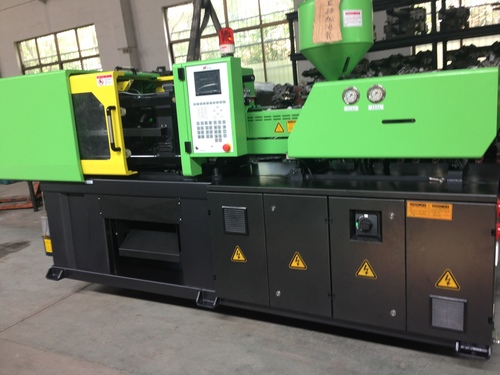 New Plastic Injection Moulding Machine