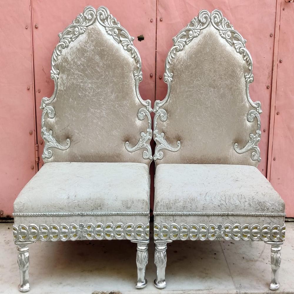 Regal Couch Wedding Chair