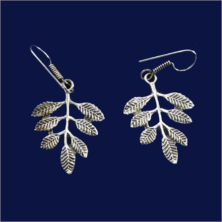 Ladies Leaf Design Earring