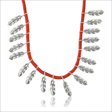 Ladies Trendy Maroon Fabric Strand Necklace