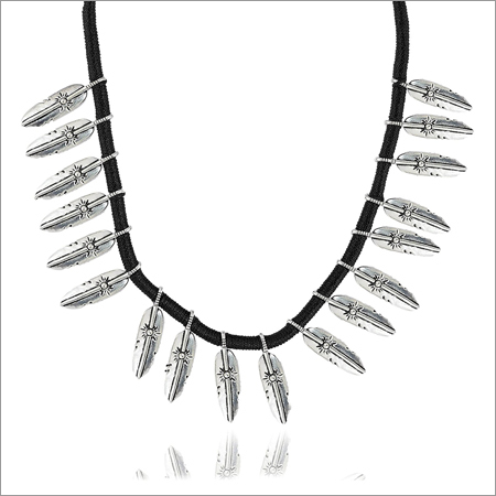 Trendy Jewelery Black Fabric Strand Necklace For Women