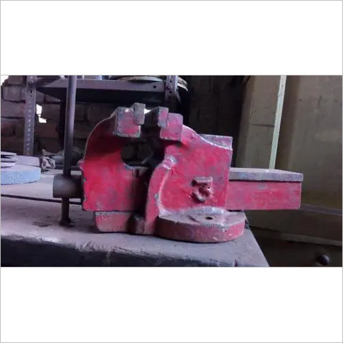 Bench Vice Dimension(L*W*H): Customized Inch (In)