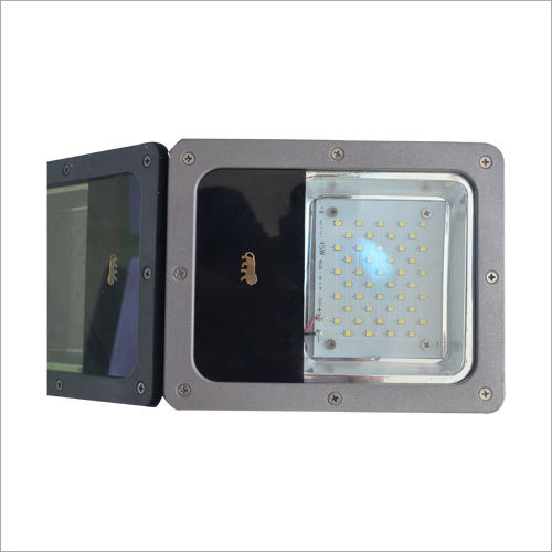 LED Flood Light - Metal Housing, 10x10x5 cm, 6500K | Bright Light, Weatherproof, Energy Efficient, IP65, 50W