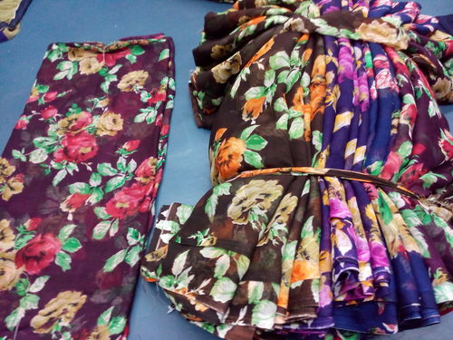 Weightless Sarees - Synthetic Fabric, 6.00 Mtr with Blouse | Printed Pattern, All-Season Versatility, Sample Available