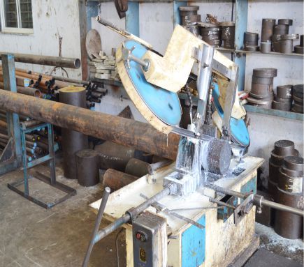 Bandsaw Cutting Facility Up to 1000 mm