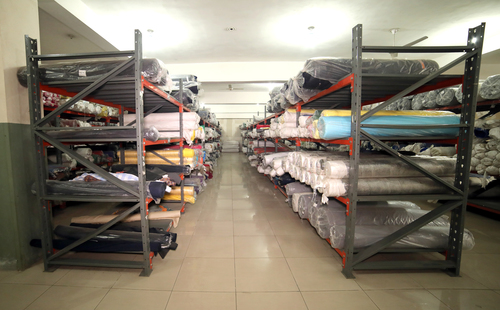 Warehouse & packing