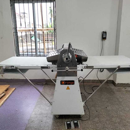Dough Sheeter Machine Floor Top