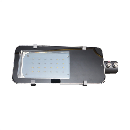 24 W DC Street Light
