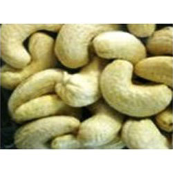White Wholes 320 Cashew Kernel