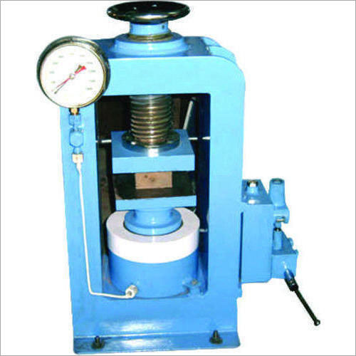 Manual Compression Testing Machine