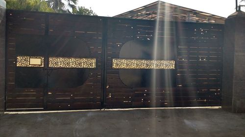 Easily Assembled M.S. Gate