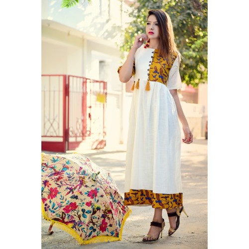 Designer White Color Kurti Bust Size: 22 Inch (In)