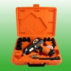 Pneumatic Impact Wrench Kit