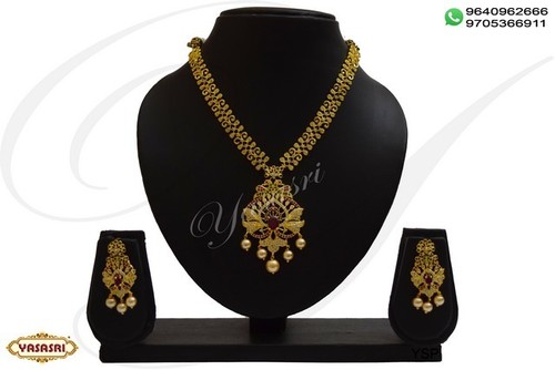 Cz Necklace - Gold Material, 3.5mm Thickness, 5-10g Weight | Elegant Black Imitation Jewelry with Quartz and Ruby Stones for Gifts and Parties