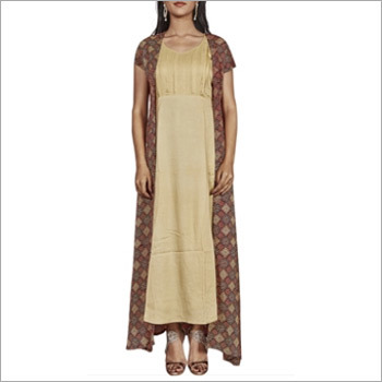 Beige Kurti And Red Shrug