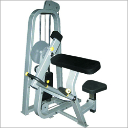 Bicep Curl Machine