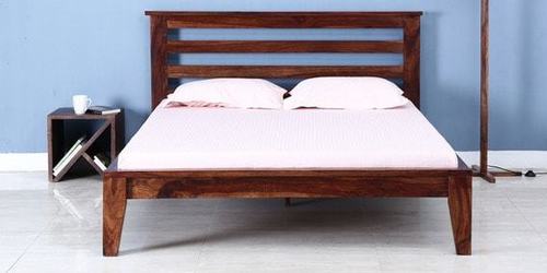 Handcrafted Queen Bed in Walnut Finish by Wudstuk