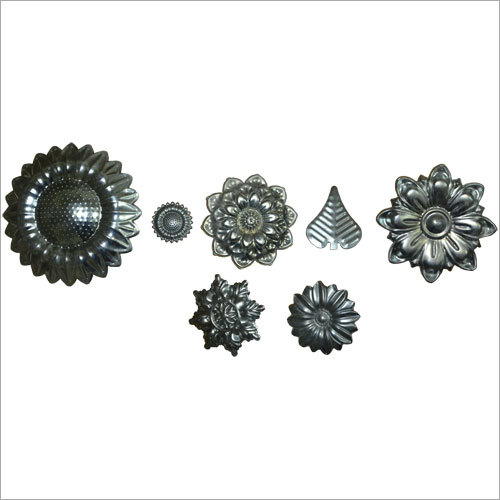 Decorative Iron Sheet Ornaments