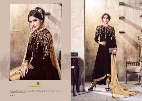 Indian Party Wear Velvet Salwar Kameez