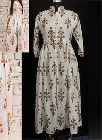 Flower Anarkali Kurti - Cotton | Traditional Elegance For Every Body Shape, Perfect For Rectangle And Apple Silhouettes