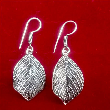 Handcraft Jwellery - Silver 2x1 cm, Oxidized Finish | Elegant Leaf Design, Lightweight, Durable Material