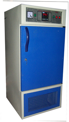 B.O.D Incubator ( Bio-chemical Oxygen Demand) a digital controller