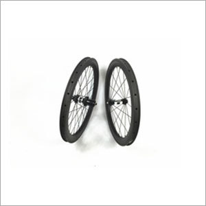 650 C Carbon Clinchers