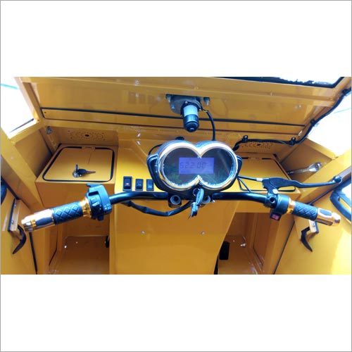 Auto Electric Rickshaw