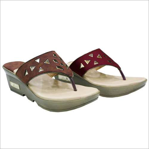 Ladies Designer Slipper Heel Size: High Heel