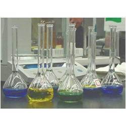 Trifluoromethanesulphonic anhydride LR