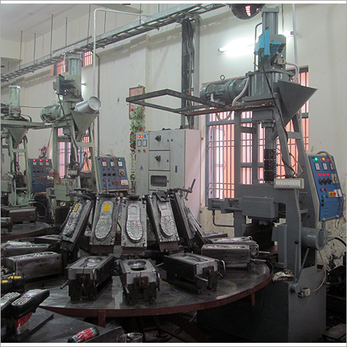 Vertical Injection Moulding Machine Vertical Injection Moulding Machine