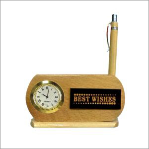 Wooden Pen Stand