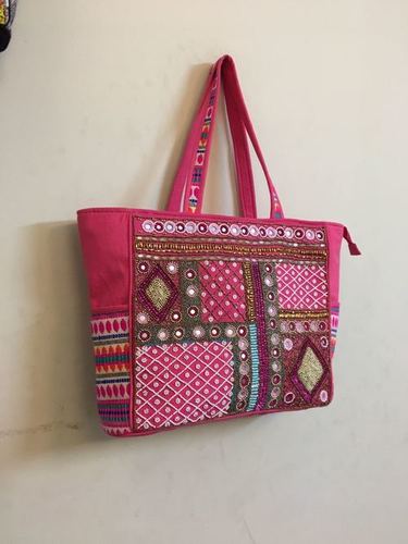 Pink Vintage Flexible Strap Bag