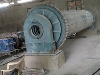Continuous Ball Mill - Stainless Steel, 440v, 50hz, 3 Phase, 3hp Power, 500kg/hr Capacity | Ideal For Cement, Ceramics, Chemicals Applications