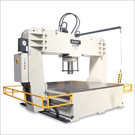 DK Moving Piston Straightening Presses